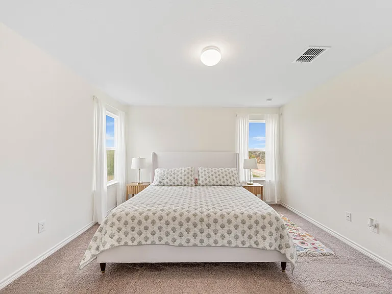 10643 W Military Dr #33 — Photo 18