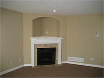 5th image of 812 SW Imperial Ln