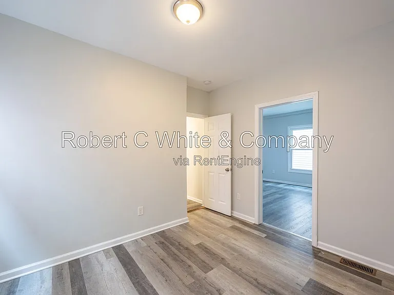 687 Winchester Ave #1 — Photo 15
