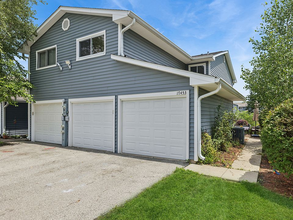 1st image of 17453 W Chestnut Ln #12A