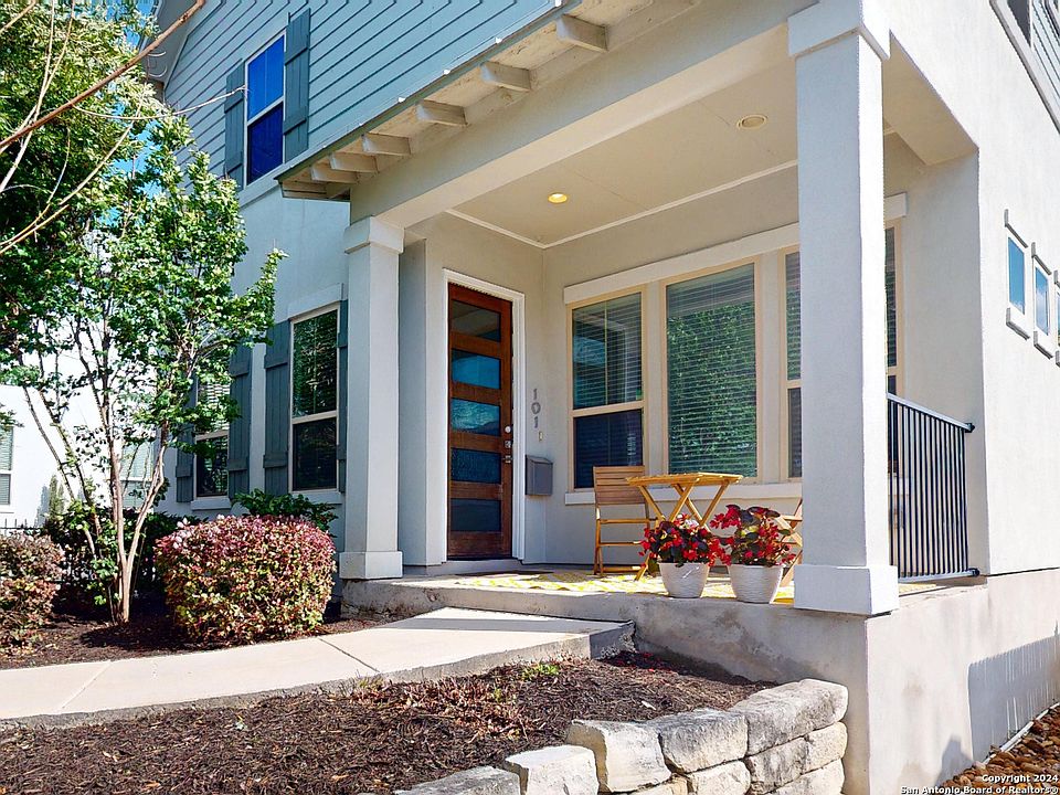 1st image of 128 Davis Ct #101