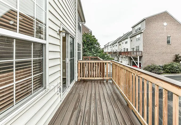 3845 Eisenhower Ave — Photo 30