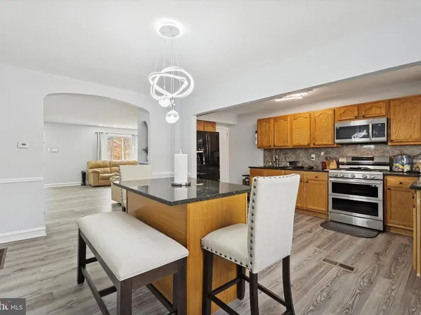 8259 Williams Ave, Philadelphia, PA 19150
