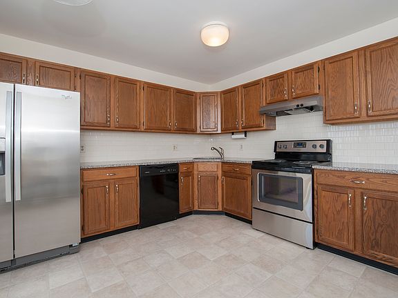 4th image of 2524 W 7th St