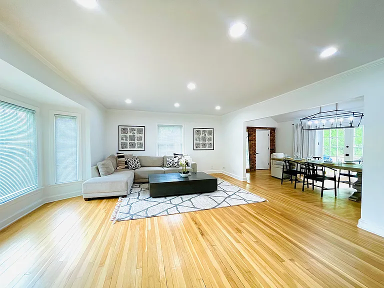60 Devon Rd — Photo 9