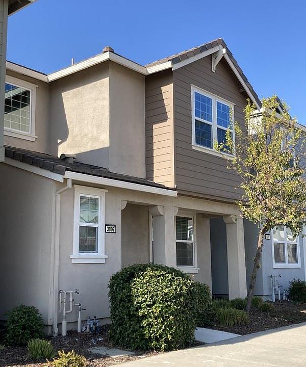3907 Samuelson Wy