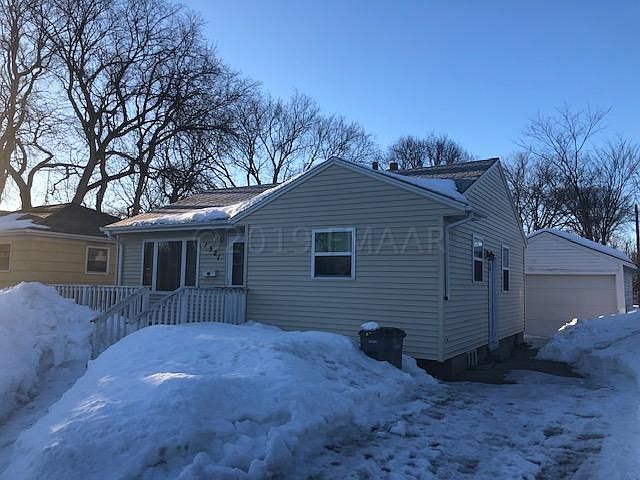 1st image of 1321 9th Ave S