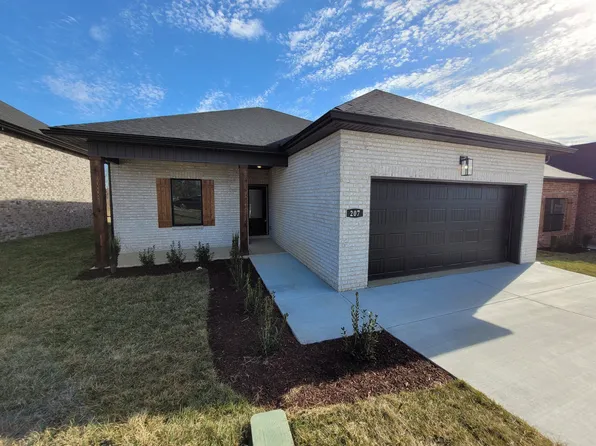 207 Sandalwood Way Lot 4, Dickson, TN 37055