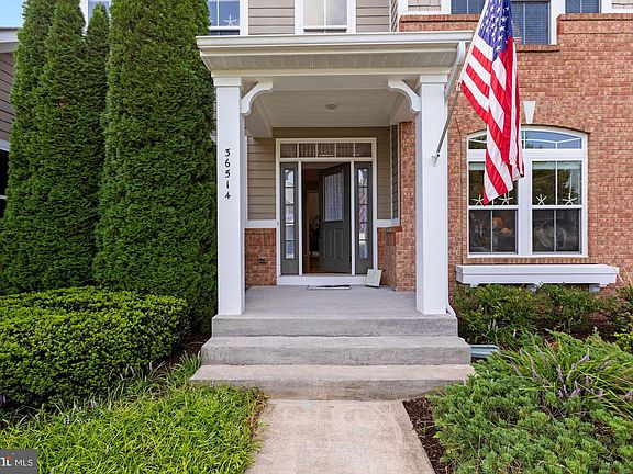 3rd image of 36514 Wild Rose Cir