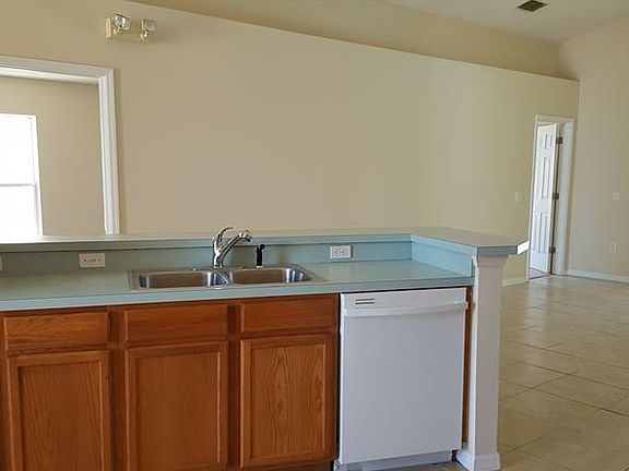 4th image of 357 Majesty Dr