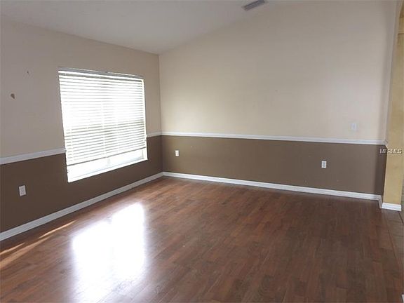 3rd image of 30048 Morningmist Dr