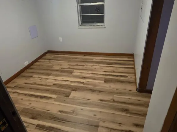 187 W 19th St, Alton, IL 62002