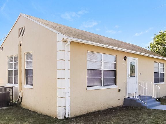 3rd image of 6606 Parker Ave