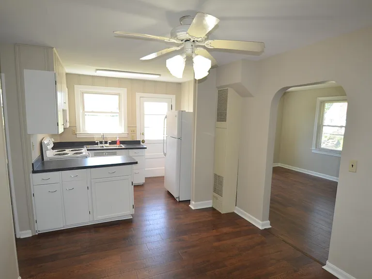 257 Sunset Ave #2 — Photo 1