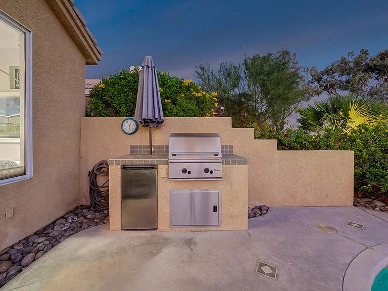 67361 N Laguna Dr — Photo 22