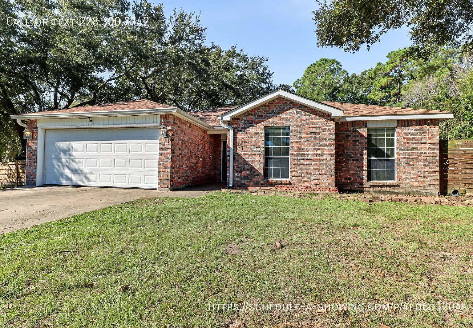 Your Next Home Awaits! Enjoy Comfort & Convenience! — Photo 1