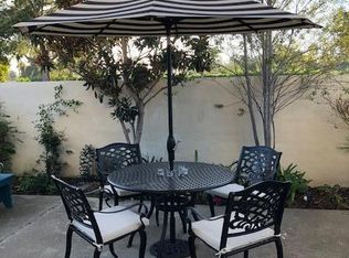 946 Channel Dr, Santa Barbara, CA 93108