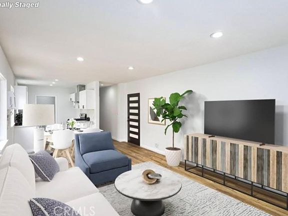 3rd image of 1517 N Eastern Ave #1517