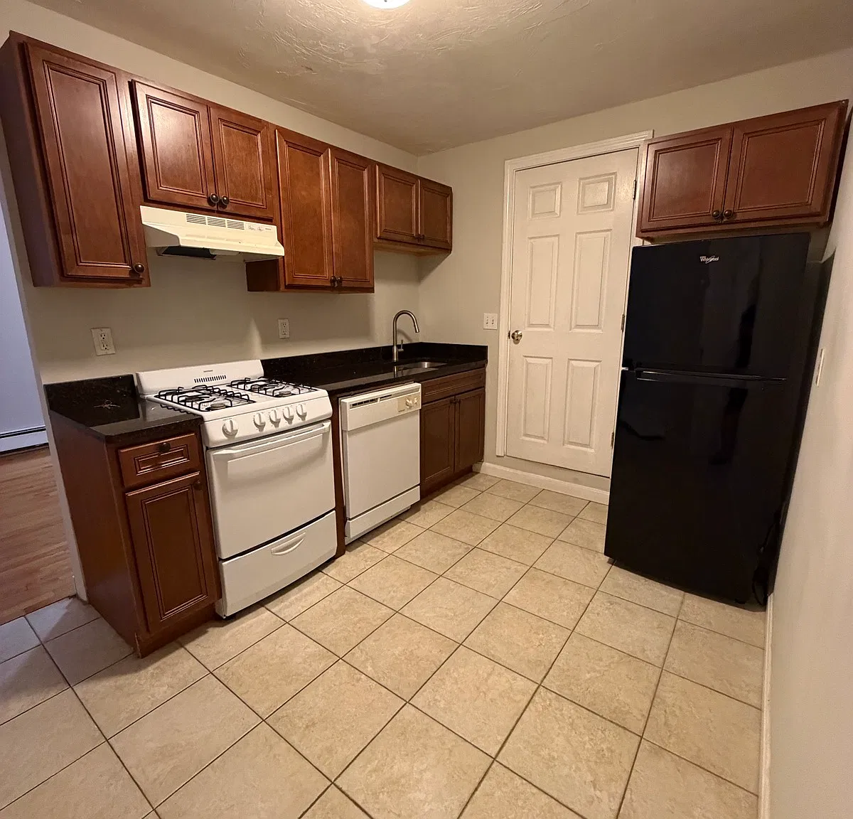 28 Fleet Street Apartments — Photo 2