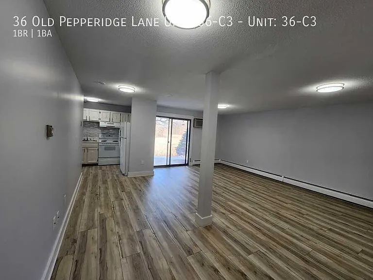 36 Old Pepperidge Ln #C3 — Photo 7