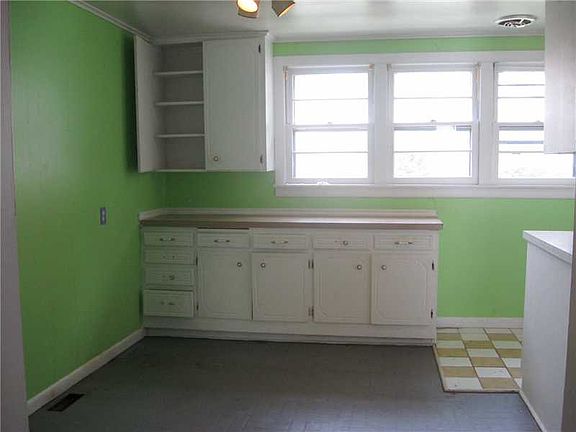 5th image of 476 S Duncan Ave
