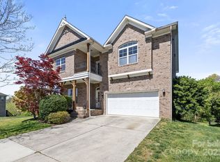 2251 Barrowcliffe Dr NW, Concord, NC 28027