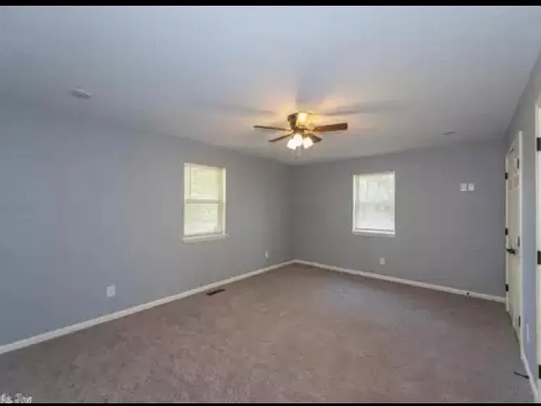 44 Falcon Dr — Photo 8