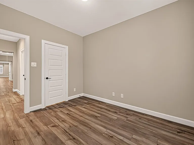 4309 Dickson St #B — Photo 26