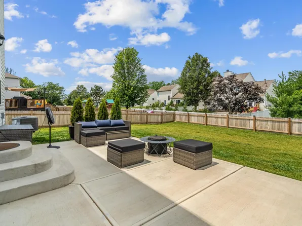 284 Shady Hollow Dr, Commercial Point, OH 43116