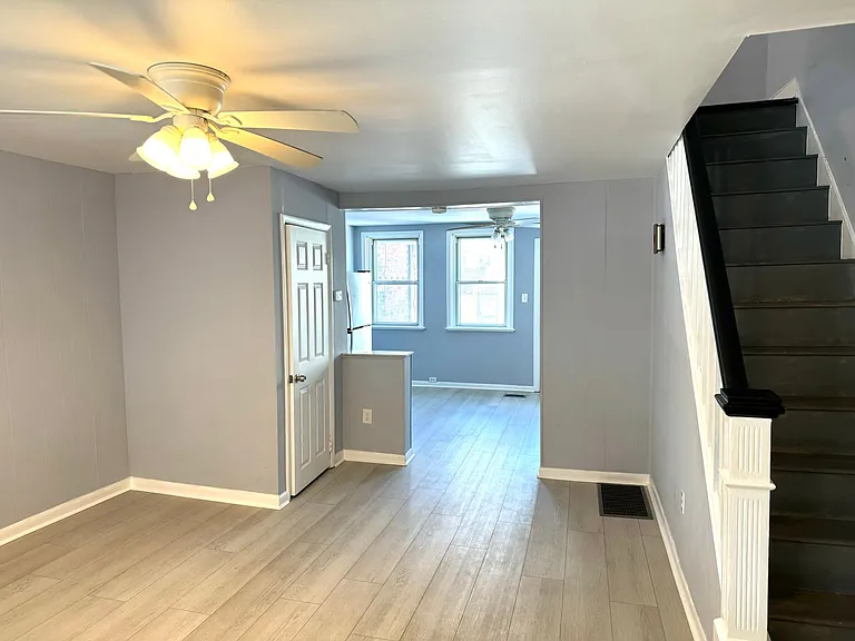 2746 S Sheridan St #1 — Photo 5