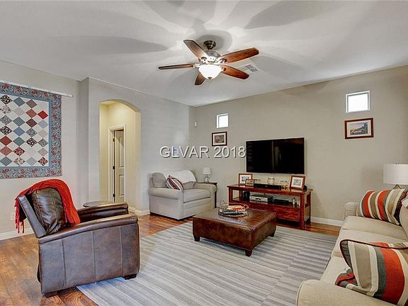 3rd image of 10939 Mount Douglas St