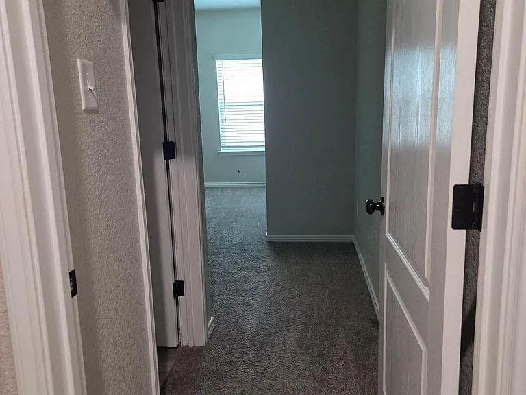 7715 Silicon Dr — Photo 9