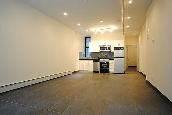 Rented by Bold New York | media 20