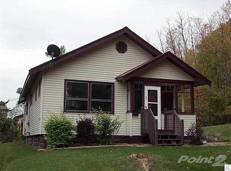 1st image of 839 N 42nd Ave W
