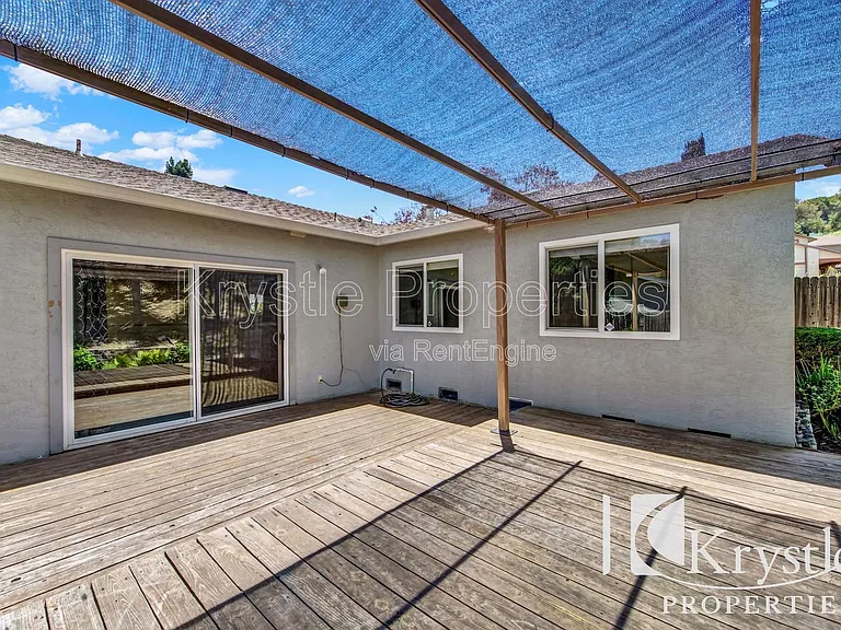 115 Daffodil Cir — Photo 25
