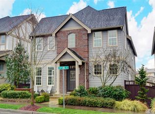 1883 11th Ave NE, Issaquah, WA 98029