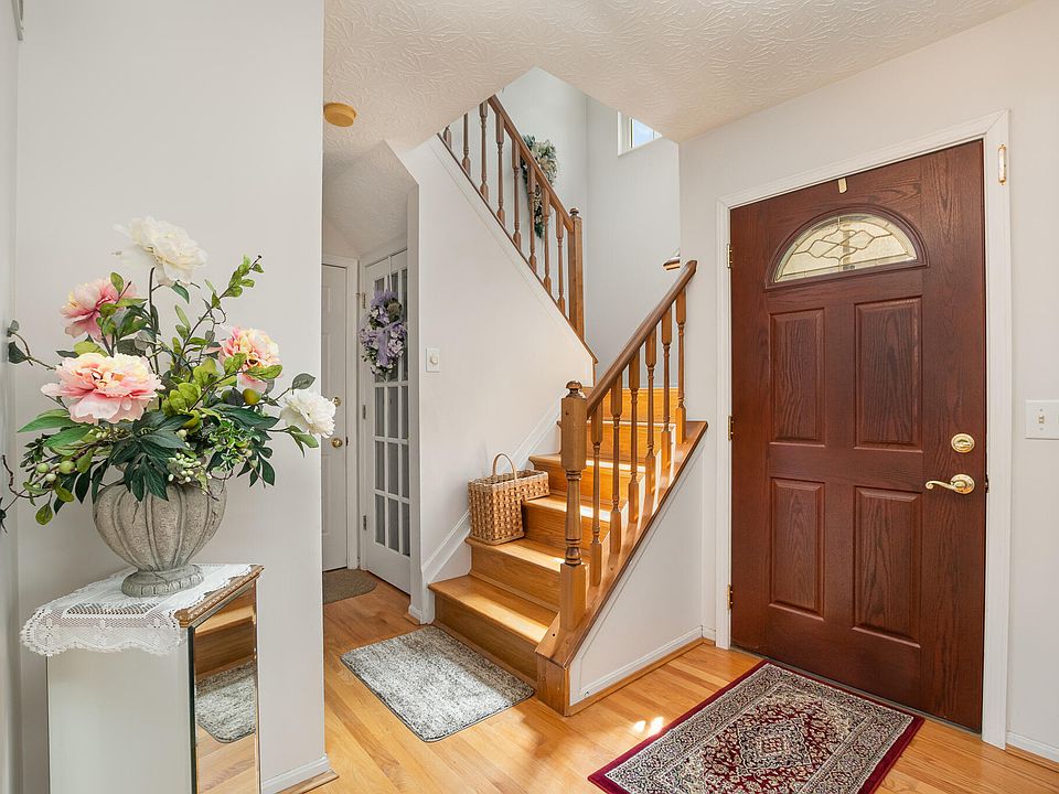 752 Lakefield Dr, Independence, KY 41051 Zillow