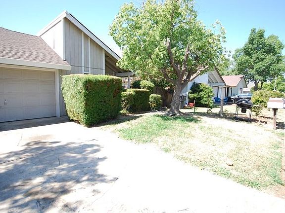 2nd image of 4524 Zachary Way