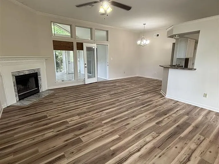 103 Knollwood Ct — Photo 8