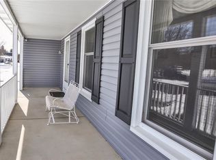 145 Battle Green Dr, Rochester, NY 14624