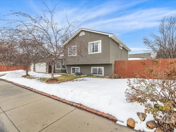 4660 N Joann Pl, Boise, ID 83704