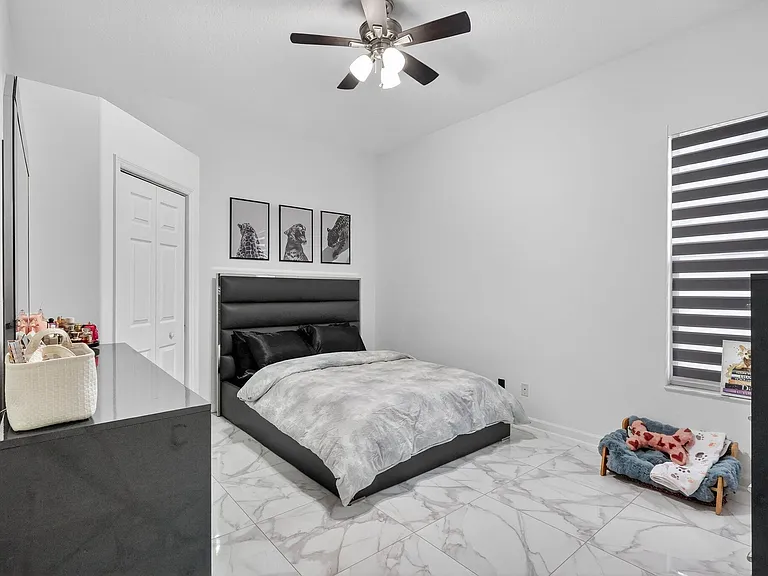 416 SW Horseshoe Bay — Photo 21