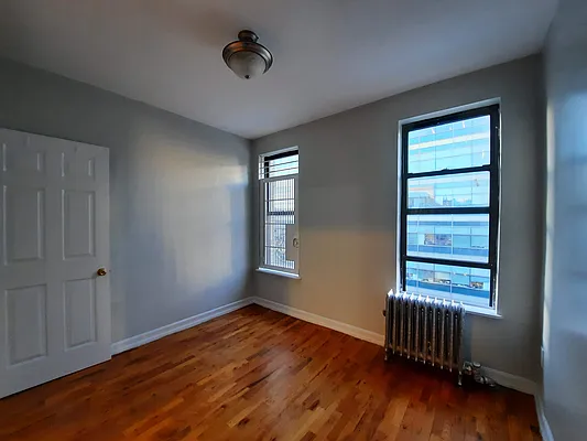 Rented by BRICK & GALO REALTY CORP | media 7