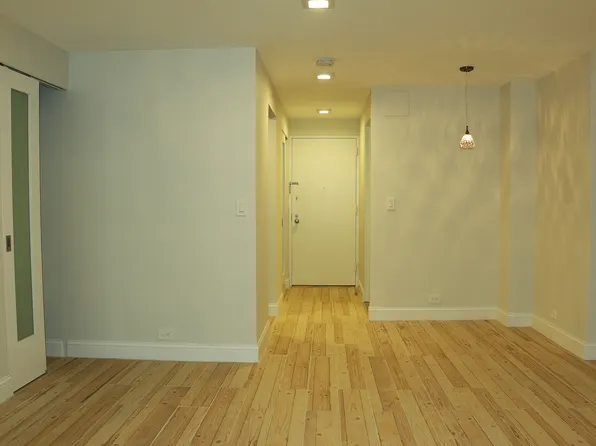 106 Central Park South image 1 of 8