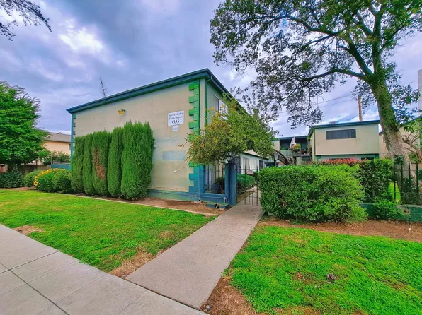 3355 E Sierra Madre Ave, Fresno, CA 93726
