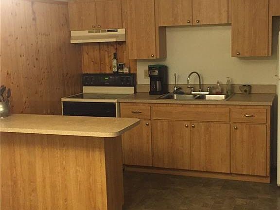 3rd image of 405 W Alverdez Ave