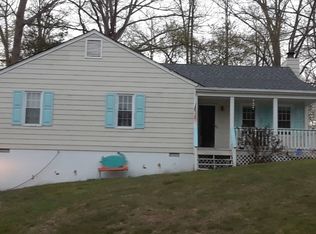 8003 Summerbrooke Ct, North Chesterfield, VA 23235