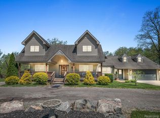 12631 Nine Mile Rd, South Lyon, MI 48178