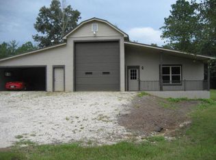 24100 Pinewood Ln, Robertsdale, AL 36567