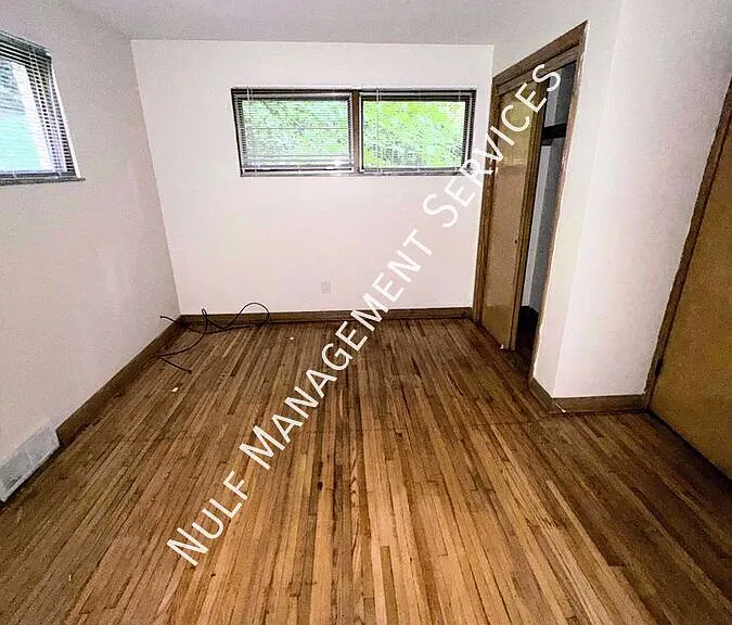 1416 Ravine St — Photo 6